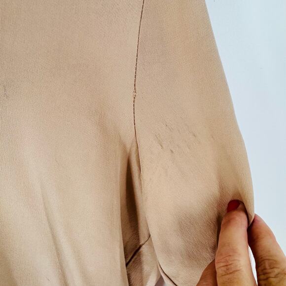 Amanda Uprichard 100% Silk Blouse Medium Beige Tan V-Neck Long Sleeve Top Medium - Picture 5 of 6